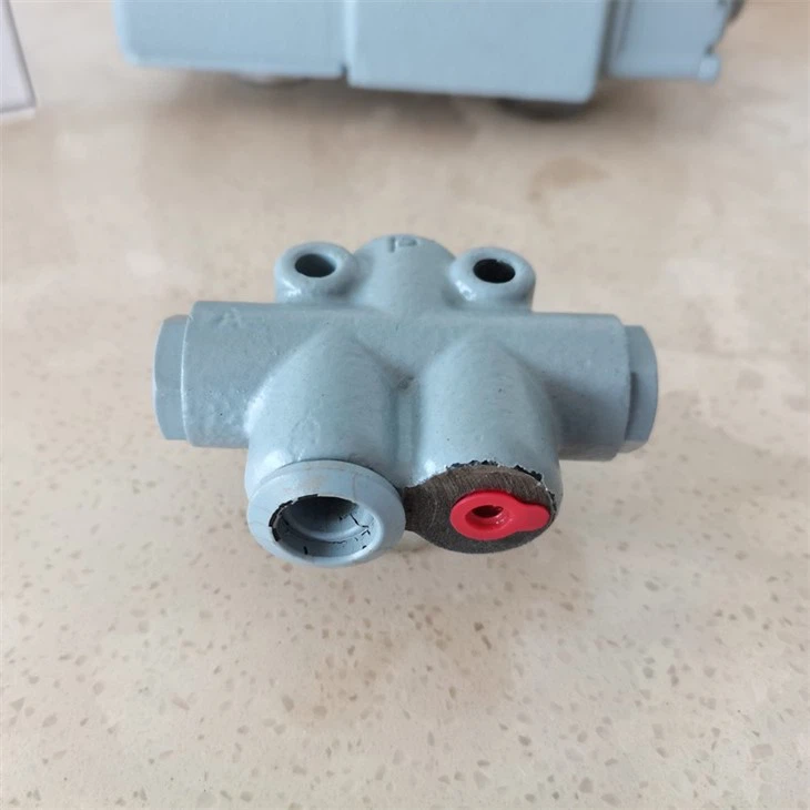 Hydraulic Diverter Valve